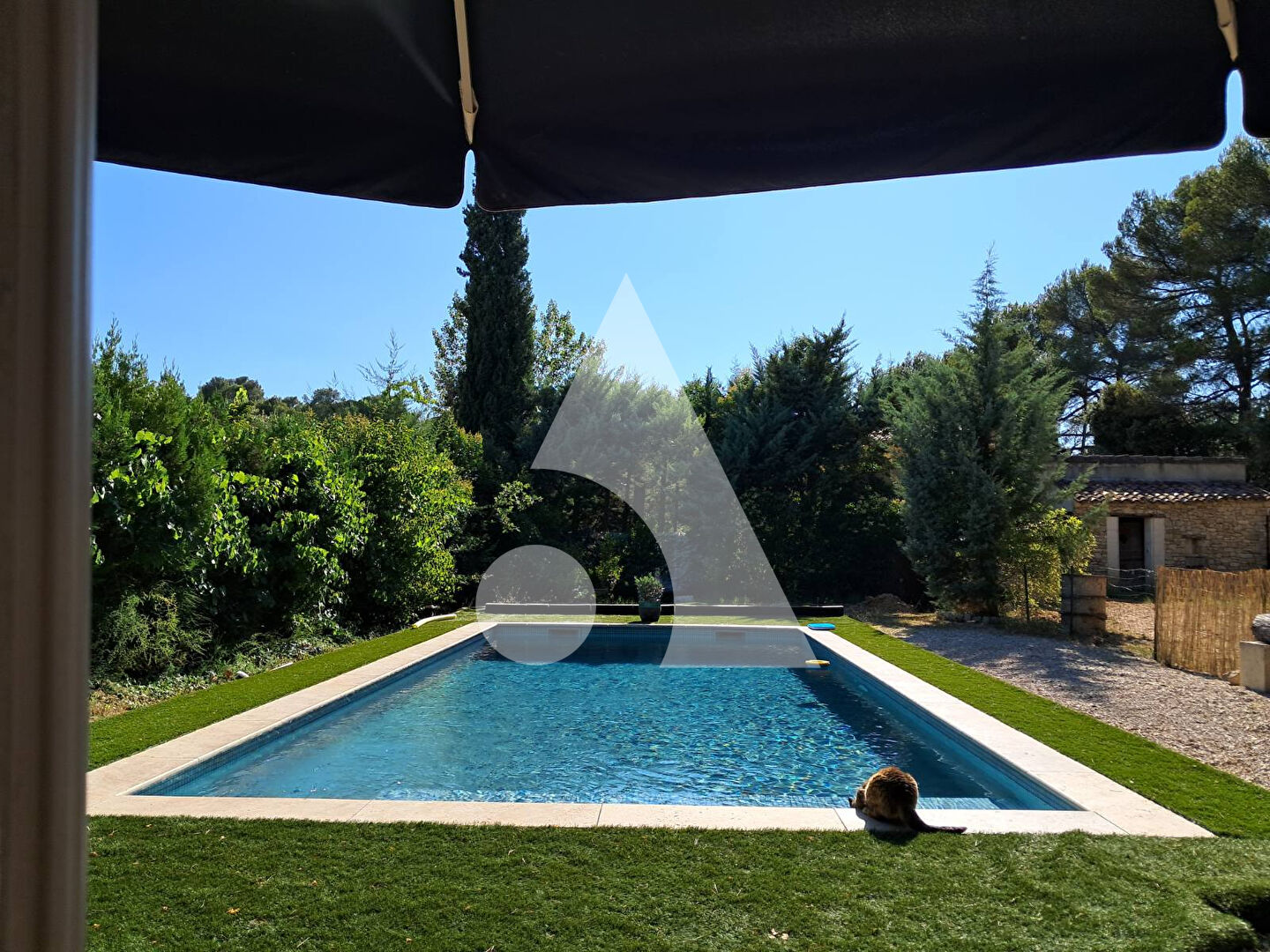 MAGNIFIQUE BASTIDE PROVENCALE DE 180m² ENVIRON LUMINEUSE AU CALME ABSOLU SUR  LA COMMUNE DE PEYPIN D'AIGUES