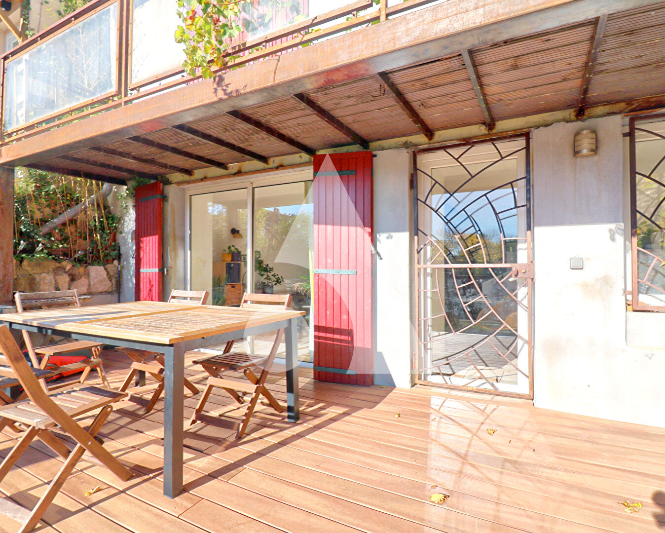 MAISON DE VILLAGE RENOVEE TYPE 5 DE 166M2 AVEC JARDIN  LA BRILLANNE