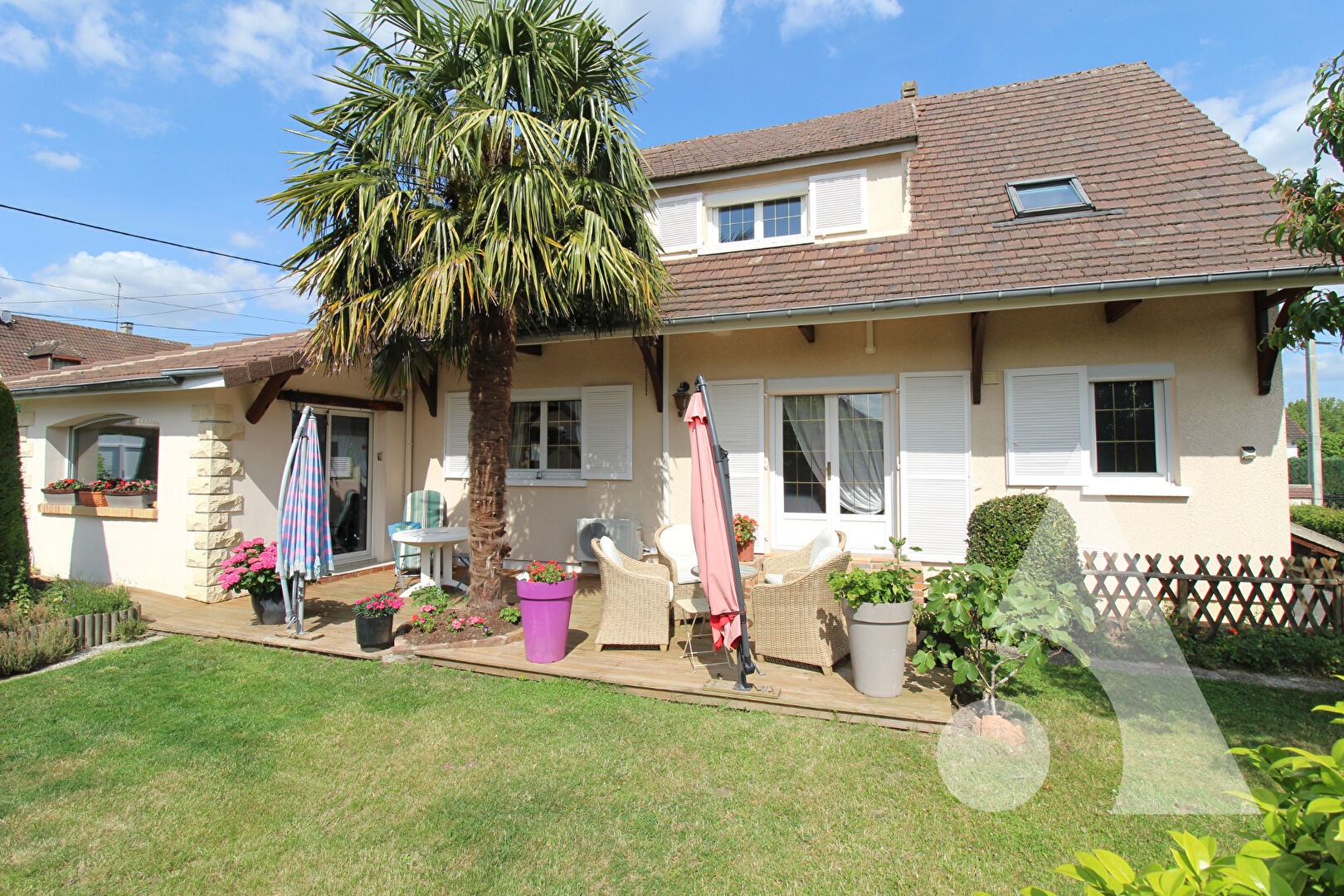 Agence immobilière de Stéphane Plaza Immobilier Estrées-Saint-Denis