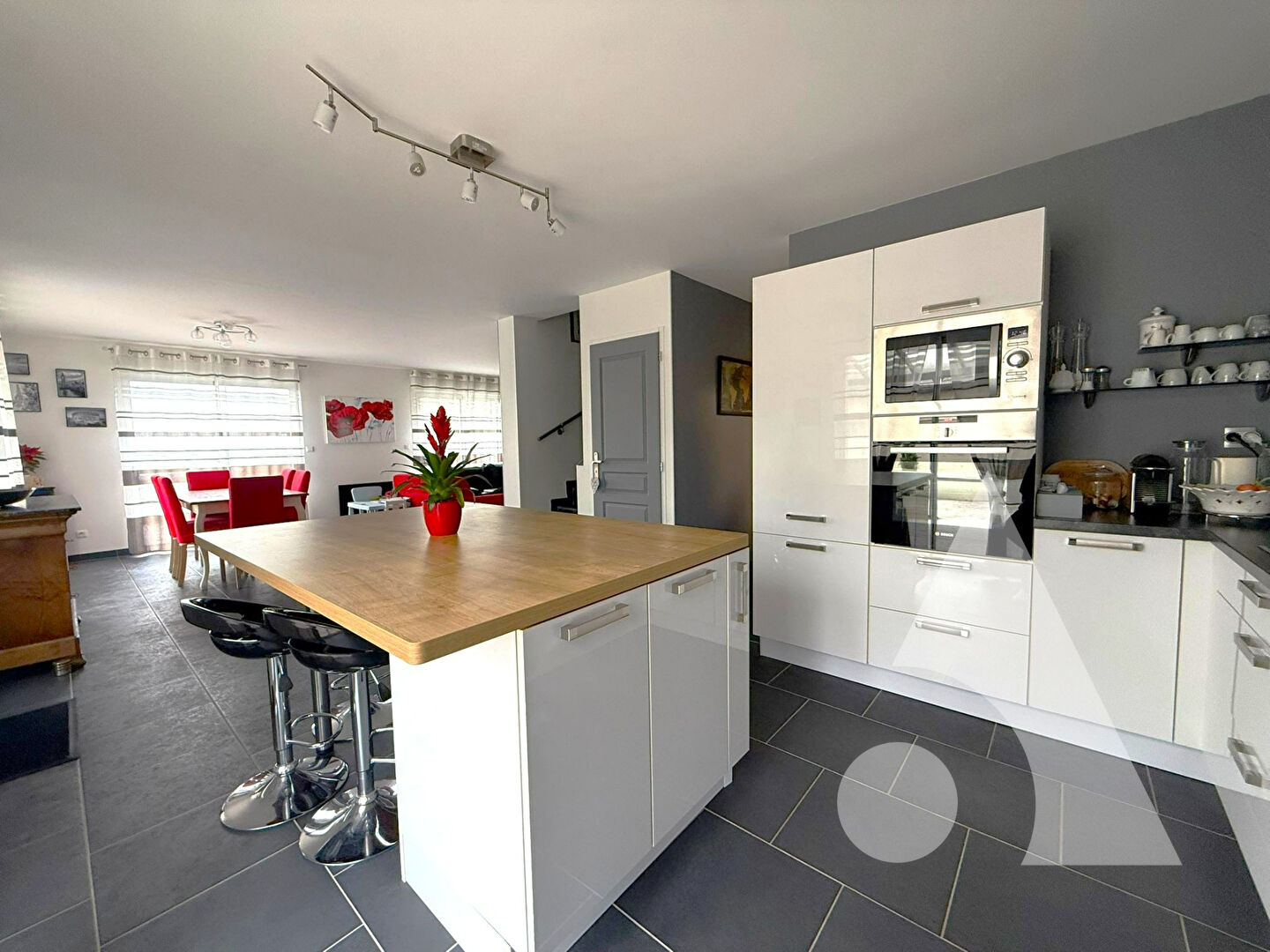 Agence immobilière de Stéphane Plaza Immobilier Estrées-Saint-Denis