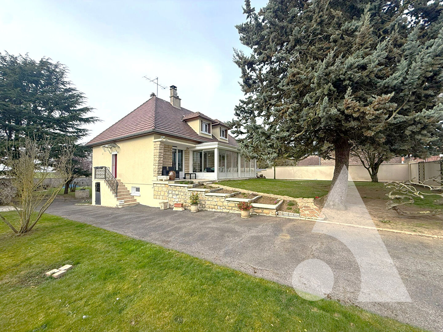 Agence immobilière de Stéphane Plaza Immobilier Estrées-Saint-Denis