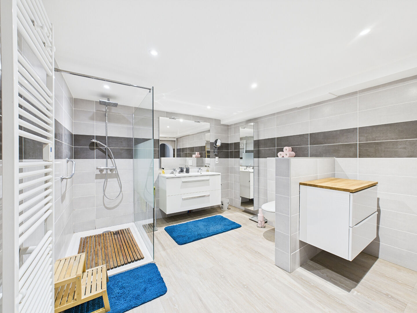 Photo Maison familiale avec piscine, composée de deux appartements indépendants image 6/6