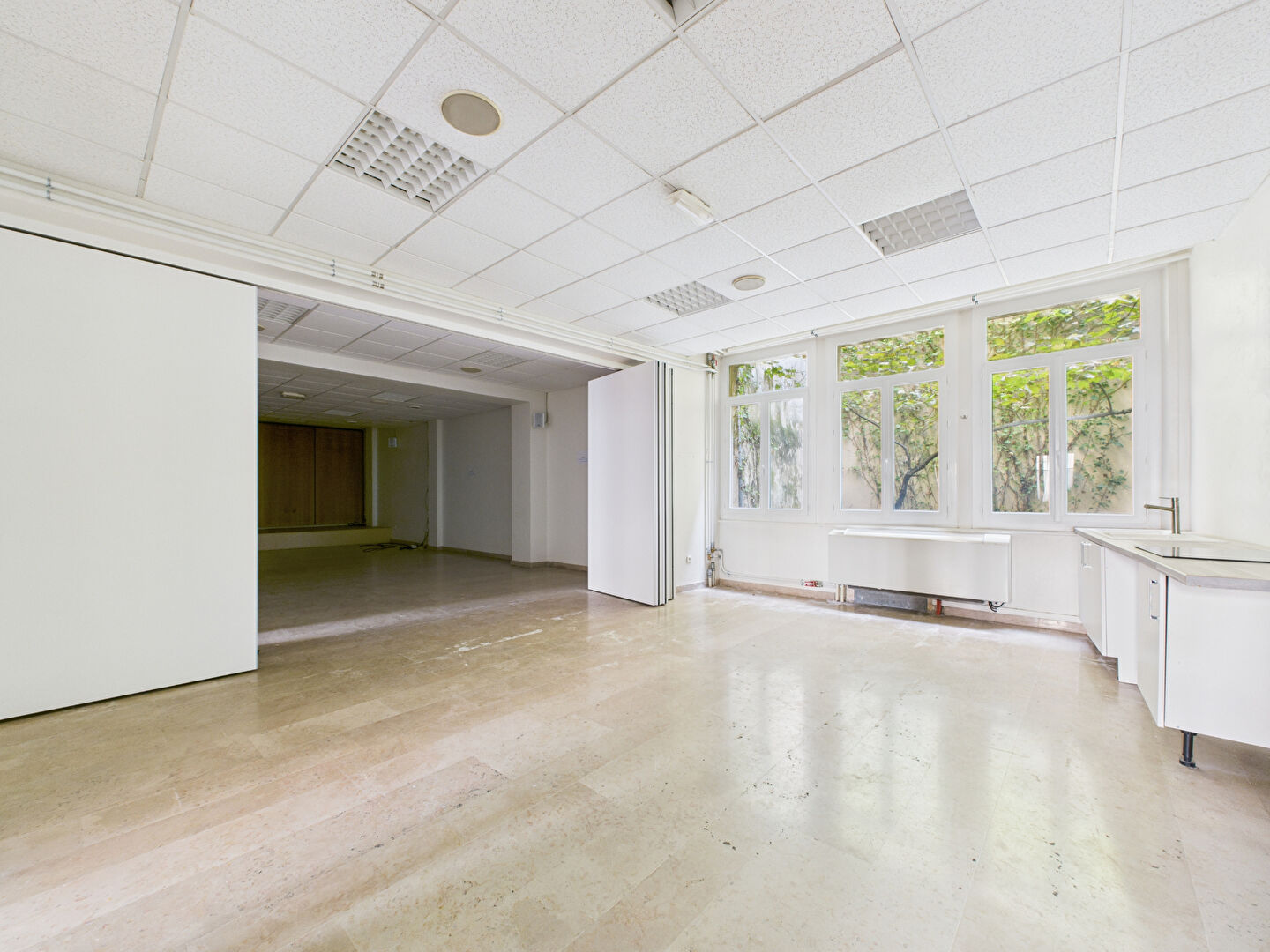 Local commercial Tournon sur Rhône 700M²