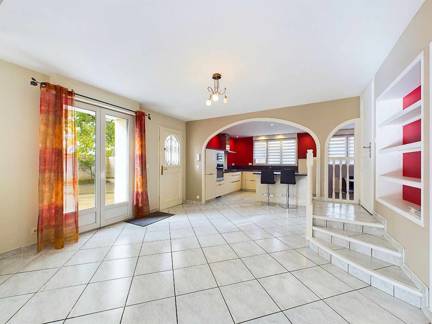 Photo Maison Malissard 7 pièces 205 M2 image 5/6