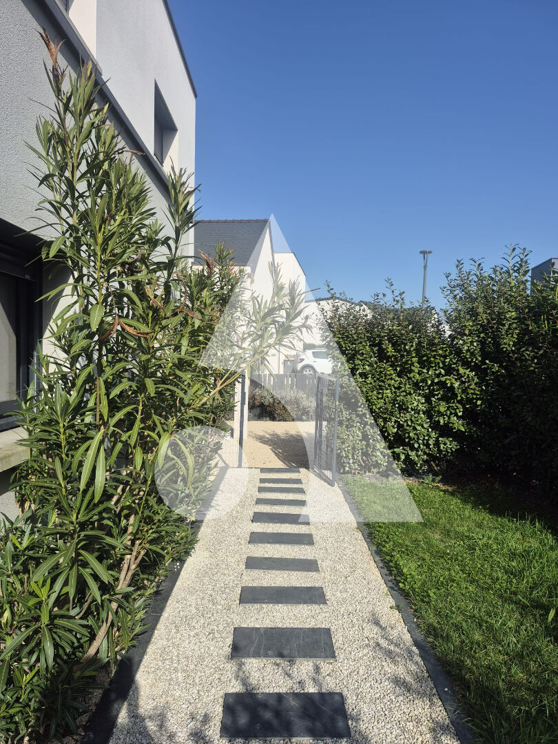Maison Montreuil Juigne 5 pièce(s) 132 m2
