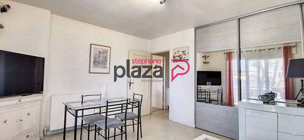 Photo Très grand STUDIO meublé de 38.20 m2 avec terrasse et place de parking image 4/6