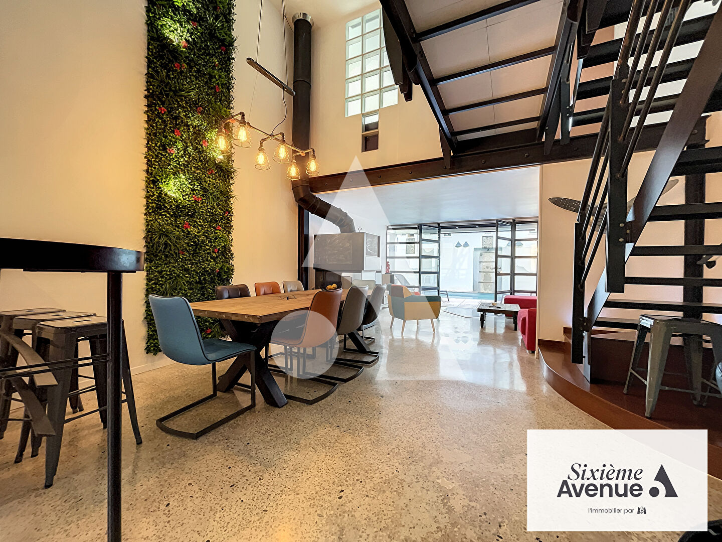 Appartement Cannes 5 pièce(s) 179.47 m2 +  VUE MER - RARE - PISCINE - DEUX BOX