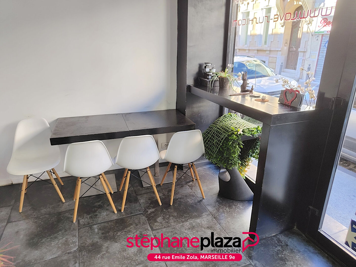 Photo A VENDRE Marseille 13009, secteur de Mazargues, Fond de commerce Sushi Shop image 3/5