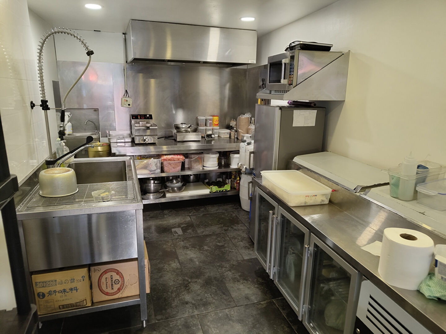 Photo A VENDRE Marseille 13009, secteur de Mazargues, Fond de commerce Sushi Shop image 4/5