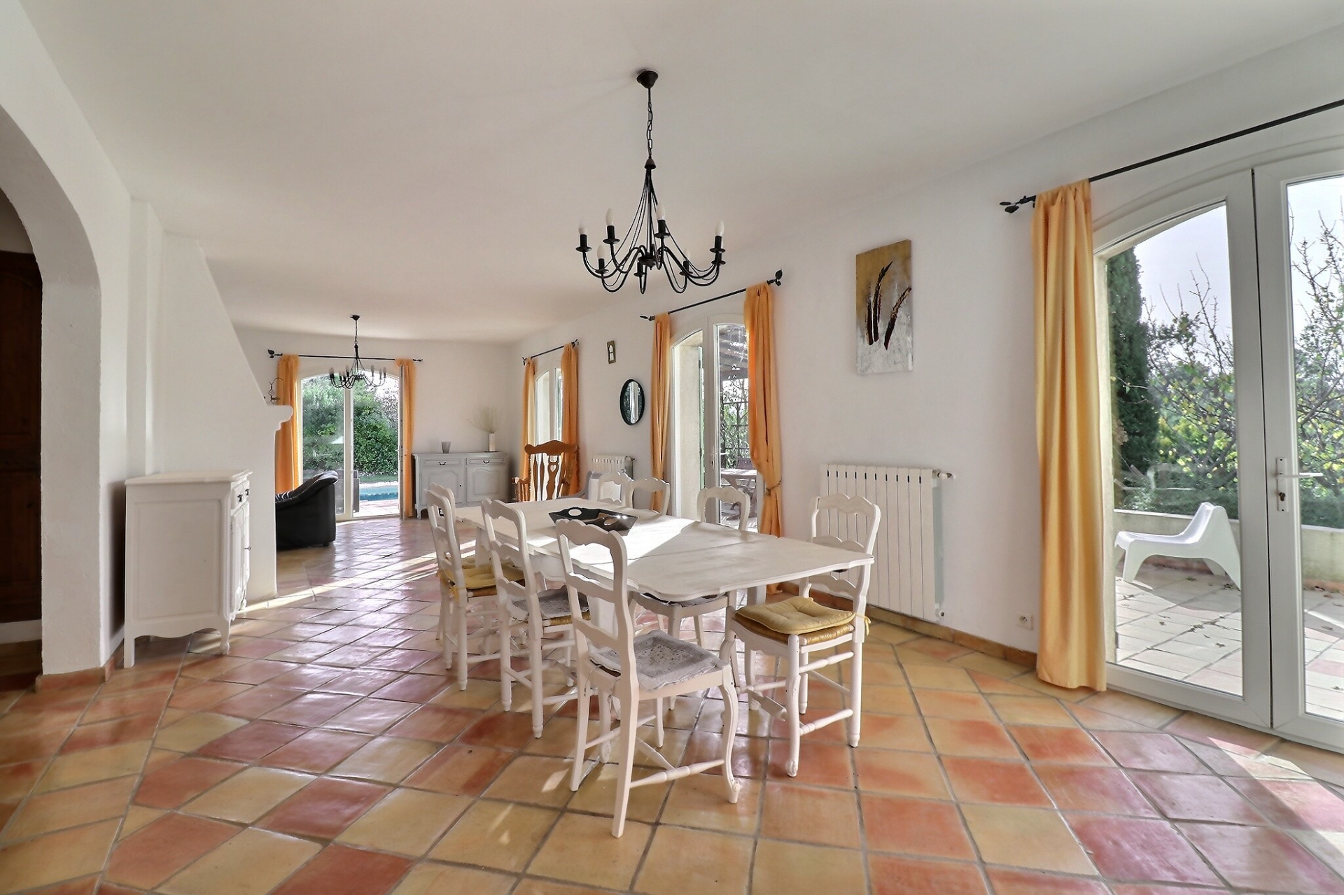 Photo A louer maison 7 pièces , 5 chambres avec piscine et garage image 5/6