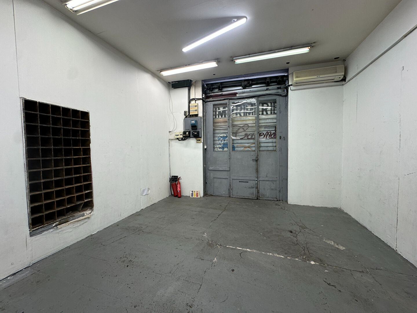 Photo Local commercial à louer dans le 1er arrondissement  de Marseille image 2/6