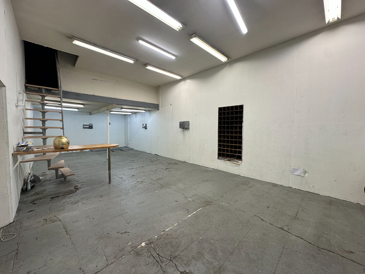 Photo Local commercial à louer dans le 1er arrondissement  de Marseille image 5/6