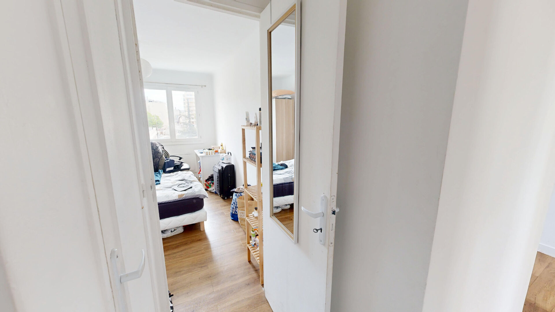 Photo Appartement à vendre - Marseille 13005 -SAINT PIERRE - rue Jean Martin - appartement 5 pièces de 80m²  - colloc - balcon image 4/6