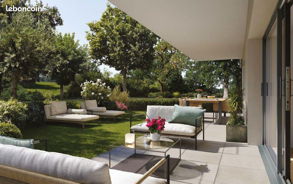 MAGNIFIQUE T3 DE 70M2 AVEC UN EXTERIEUR DE 110M2