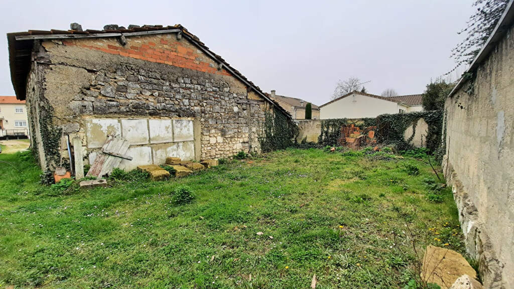 Photo Grange à rénover Angouleme 121 m² image 3/6