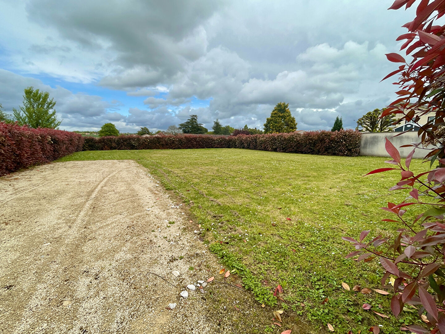 Photo Terrain Balzac 849 m2 image 4/4