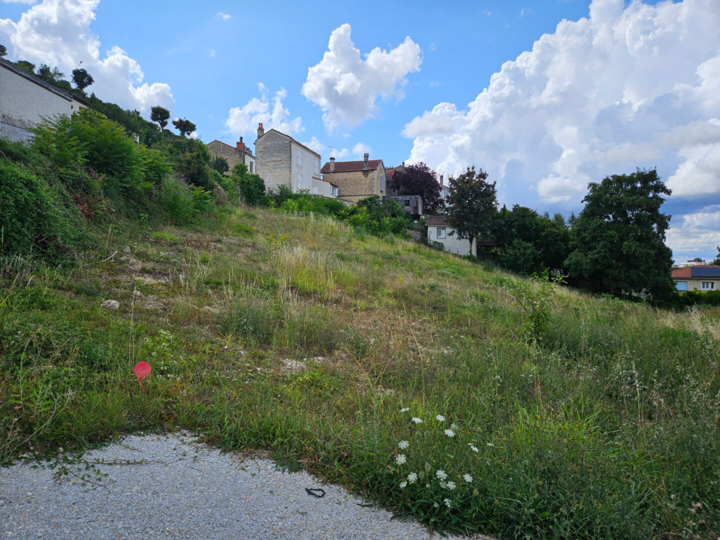 Photo Terrain proximité Victor Hugo image 2/6