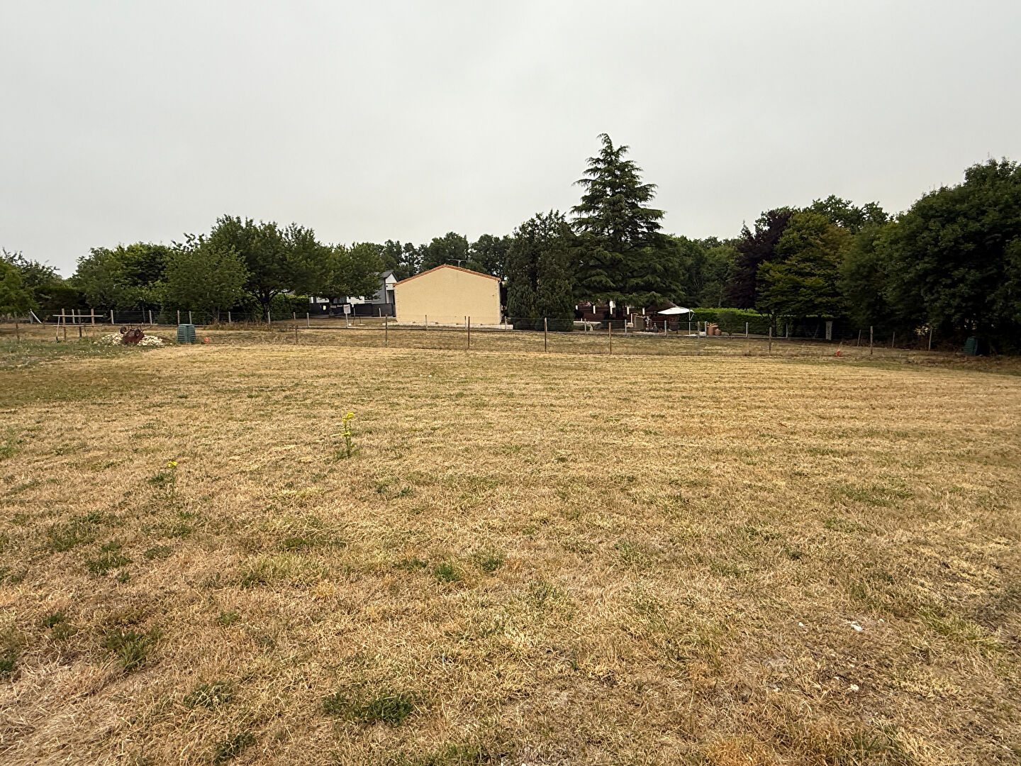 Photo Terrain constructible Champniers 847 m2 image 4/6