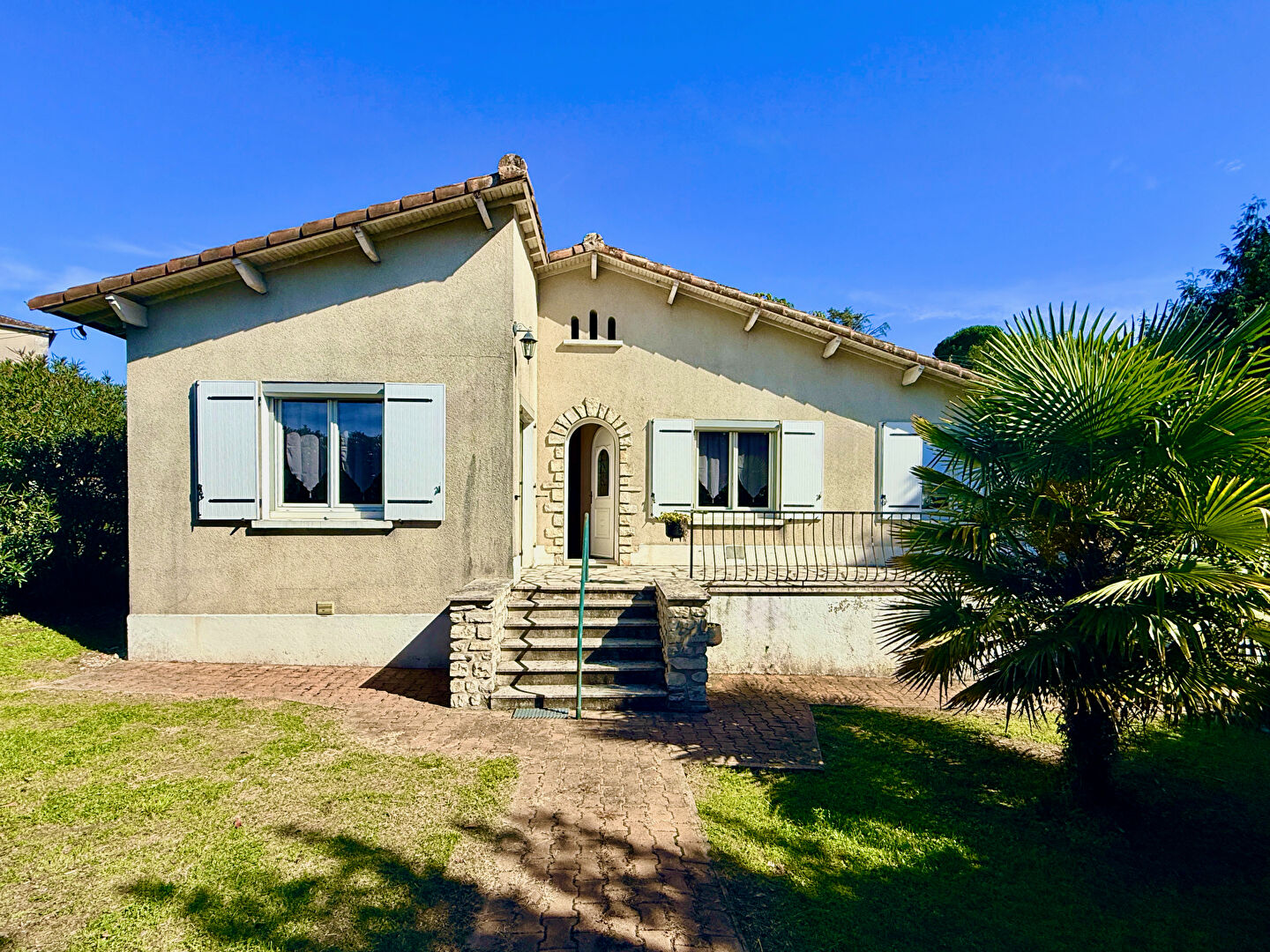 Photo Maison La Rochefoucauld En Angoumois 88m2 5 pièce(s) image 1/6