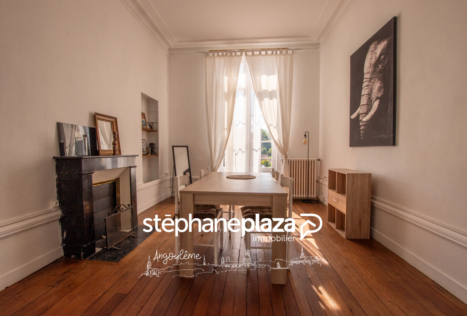 Photo Maison Angouleme 5 pièce(s) 122 m2 image 1/6