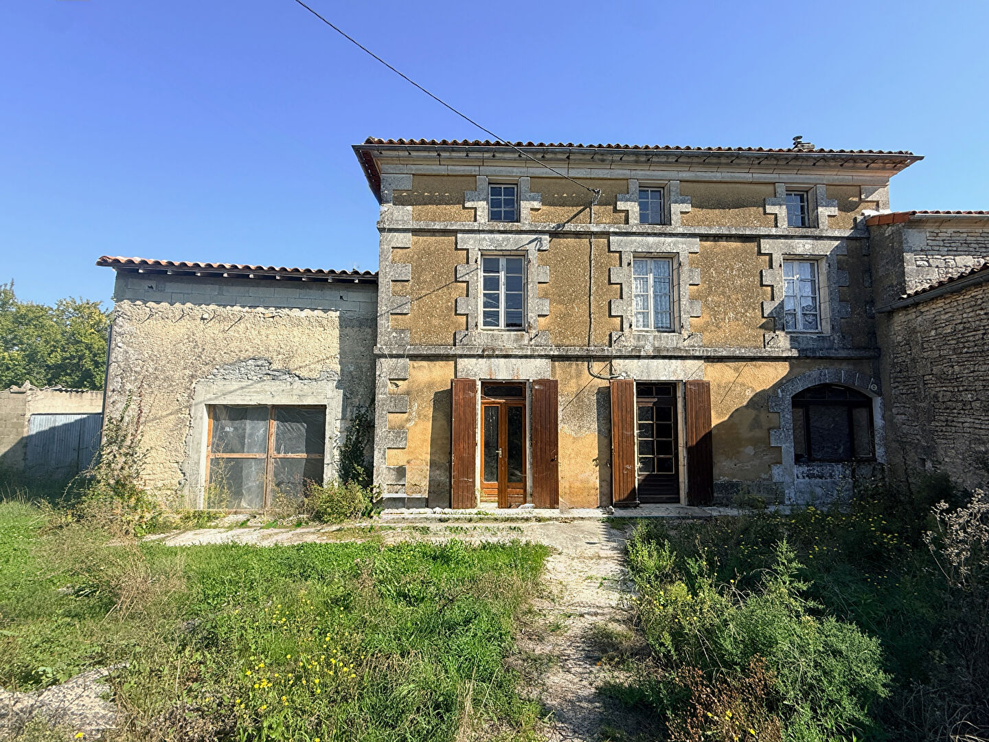 Maison Saint Amant De Nouere 5 pièce(s) 150 m2