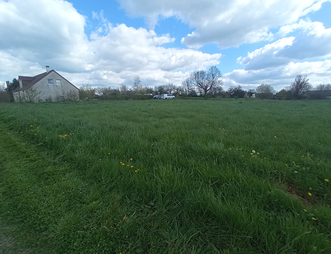 Photo Rare - Terrain à Bâtir 1310m² - Viabilisé image 3/3