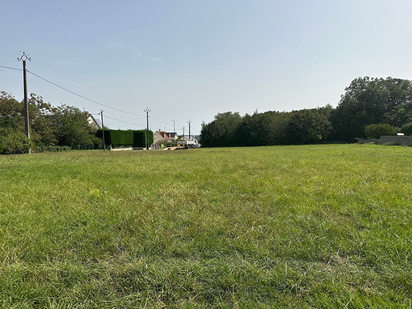 Rare!! Terrain viabilisé Naveil 1100 m2