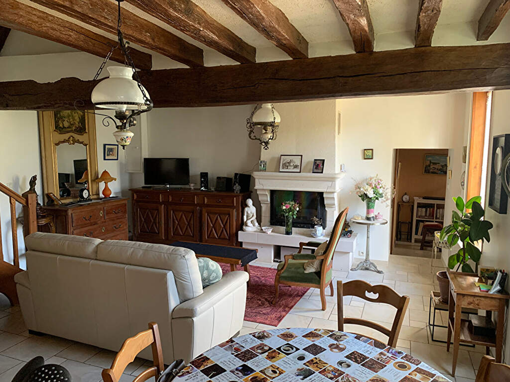 Photo Maison de caractère  8 minutes Vendôme et  5 minutes TGV... image 2/6