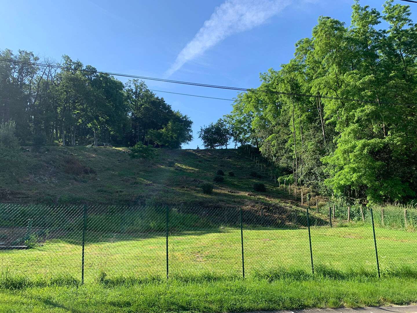 Photo Beau terrain à bâtir sur Naveil de 1117 m2 image 3/5