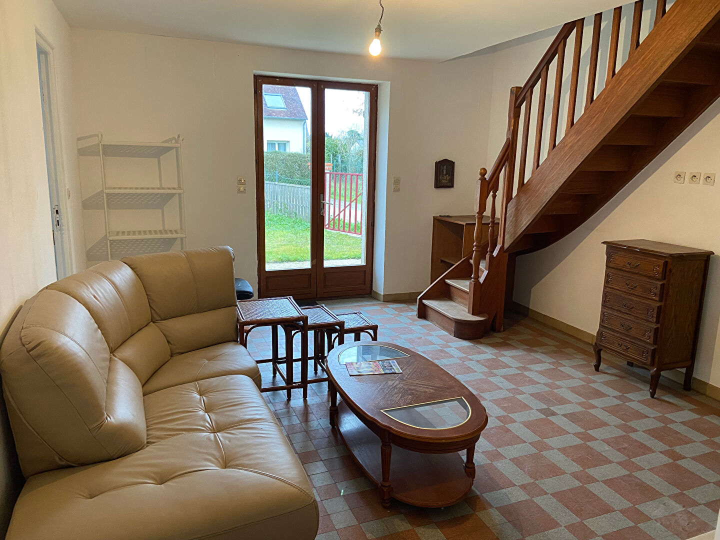 Photo Petite maison ancienne à Saint Amand proche des commodités.. image 5/6