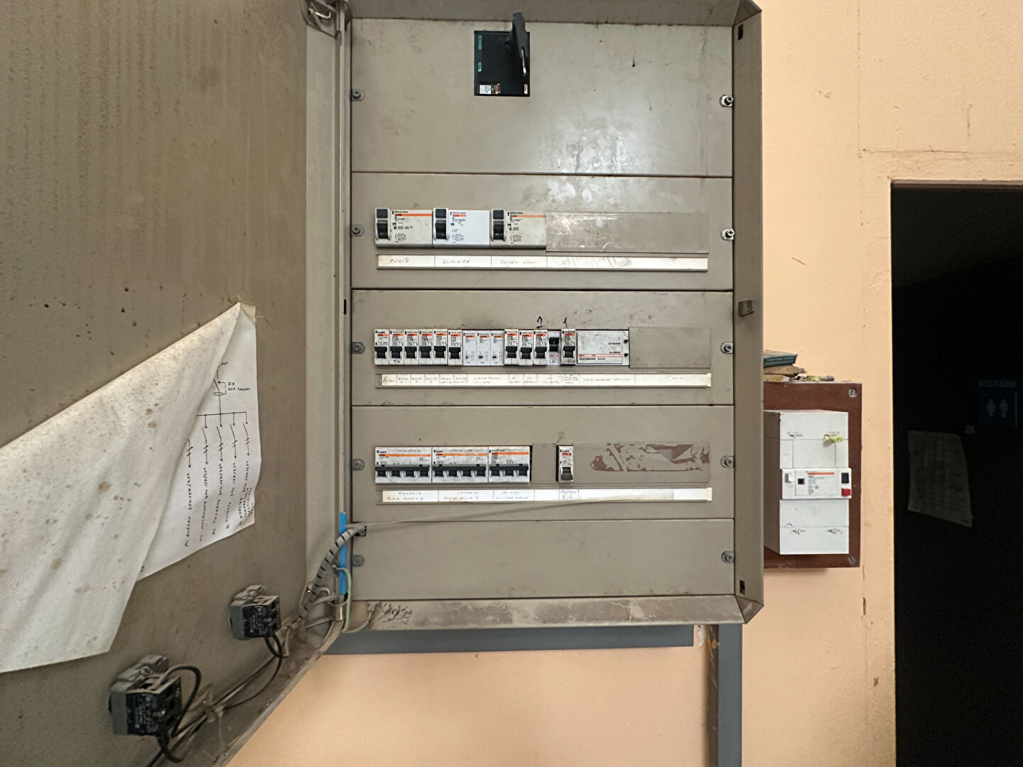 Photo Locaux Commerciaux à louer, Naveil image 4/6