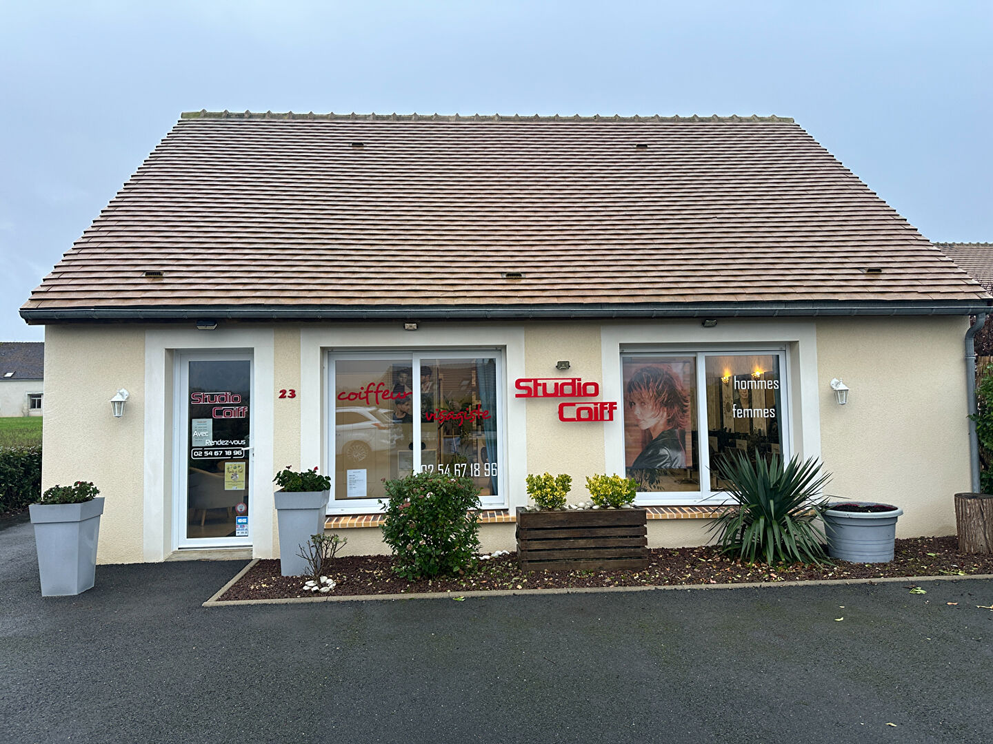 Photo Local commercial Naveil image 1/6