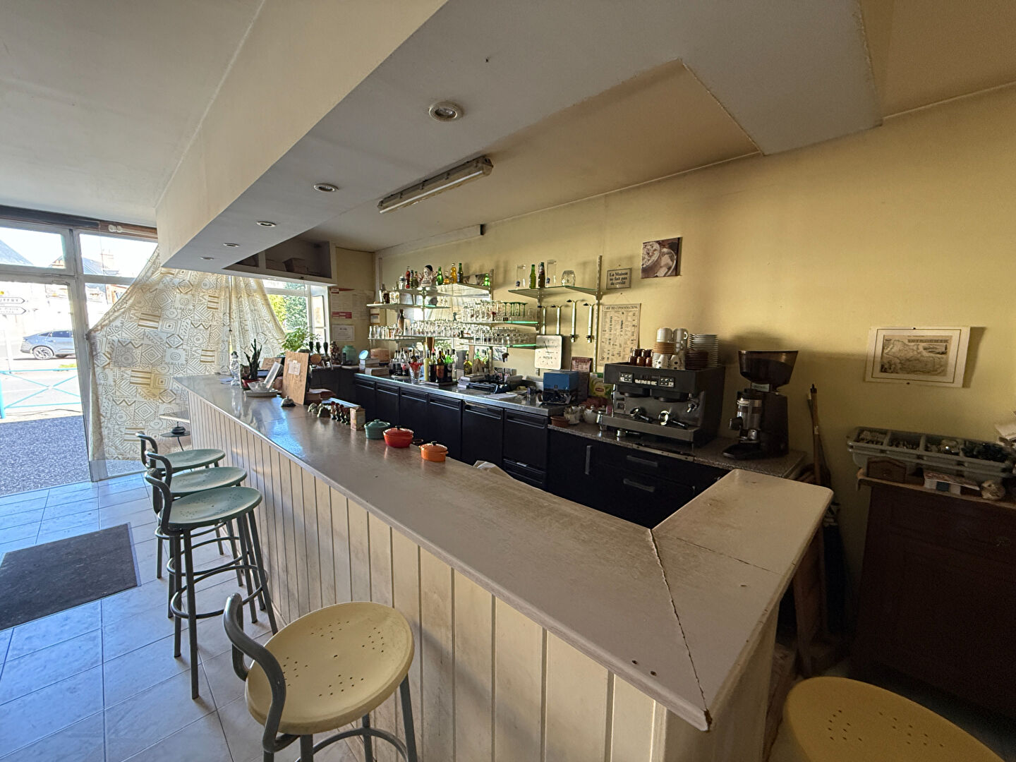 Photo Vente fonds de commerce bar/restaurant Droué image 2/6