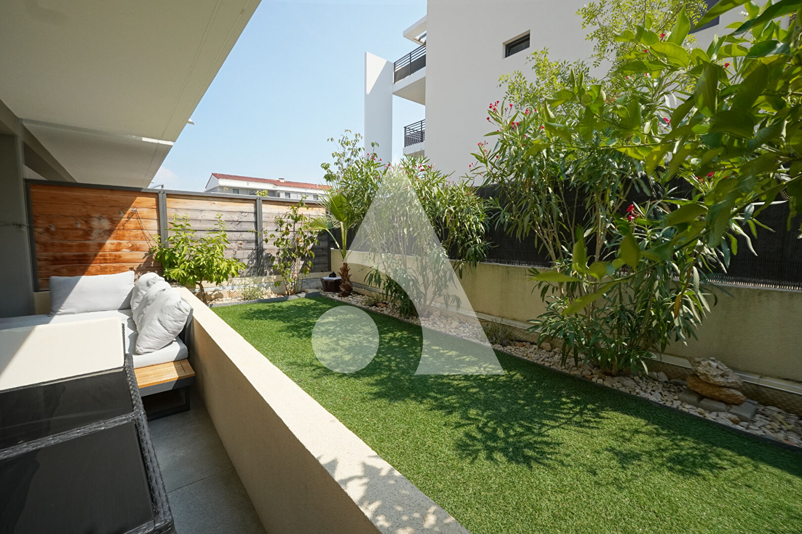 Agence immobilière de Stéphane Plaza Immobilier Rousset - Stéphane Plaza Immobilier Sainte-Victoire