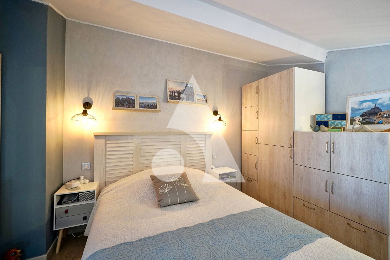 Photo Venelles, T2 en duplex au coeur du village. image 4/5