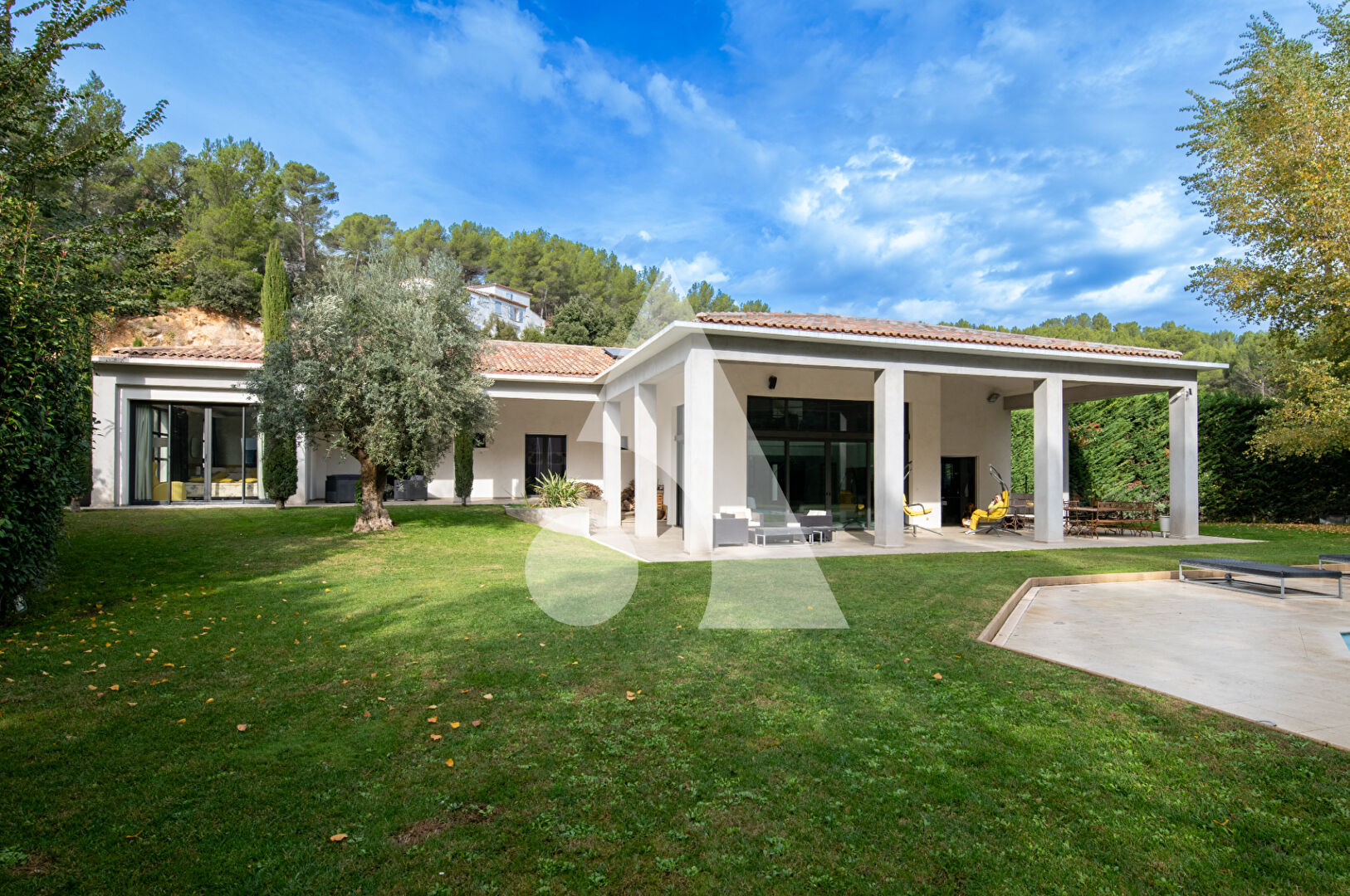 Agence immobilière de Stéphane Plaza Immobilier Rousset - Stéphane Plaza Immobilier Sainte-Victoire