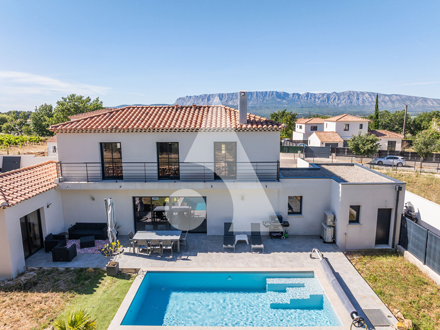 Agence immobilière de Stéphane Plaza Immobilier Rousset - Stéphane Plaza Immobilier Sainte-Victoire