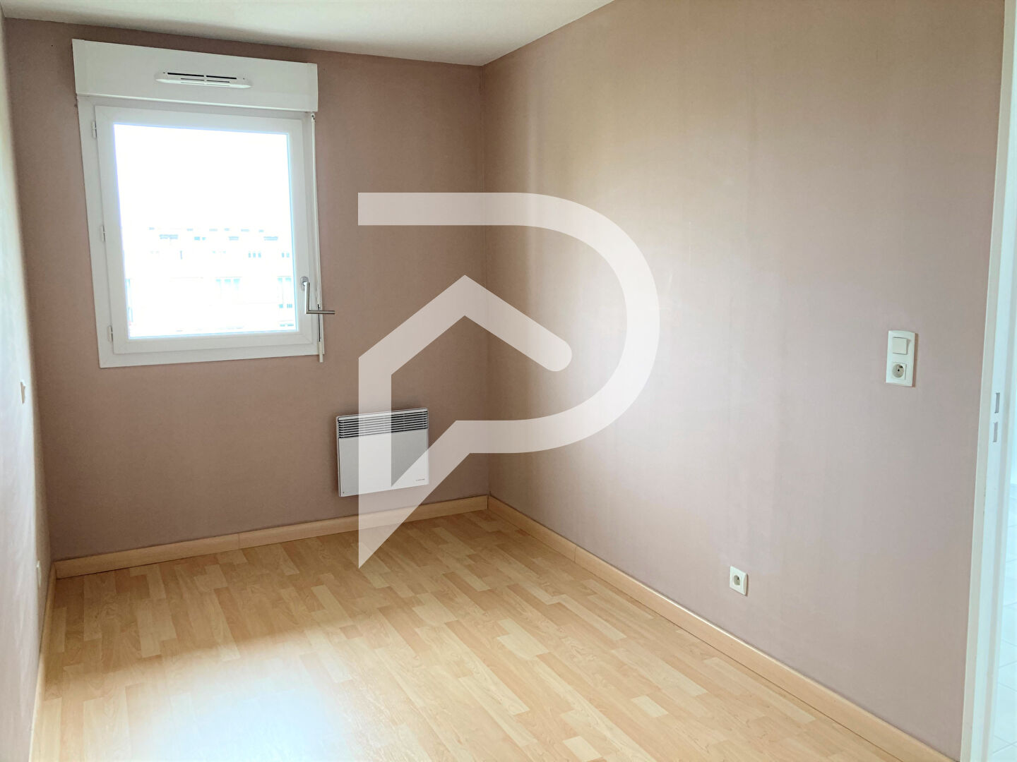 Photo APPARTEMENT T3 + BALCON + STATIONNEMENT image 4/6