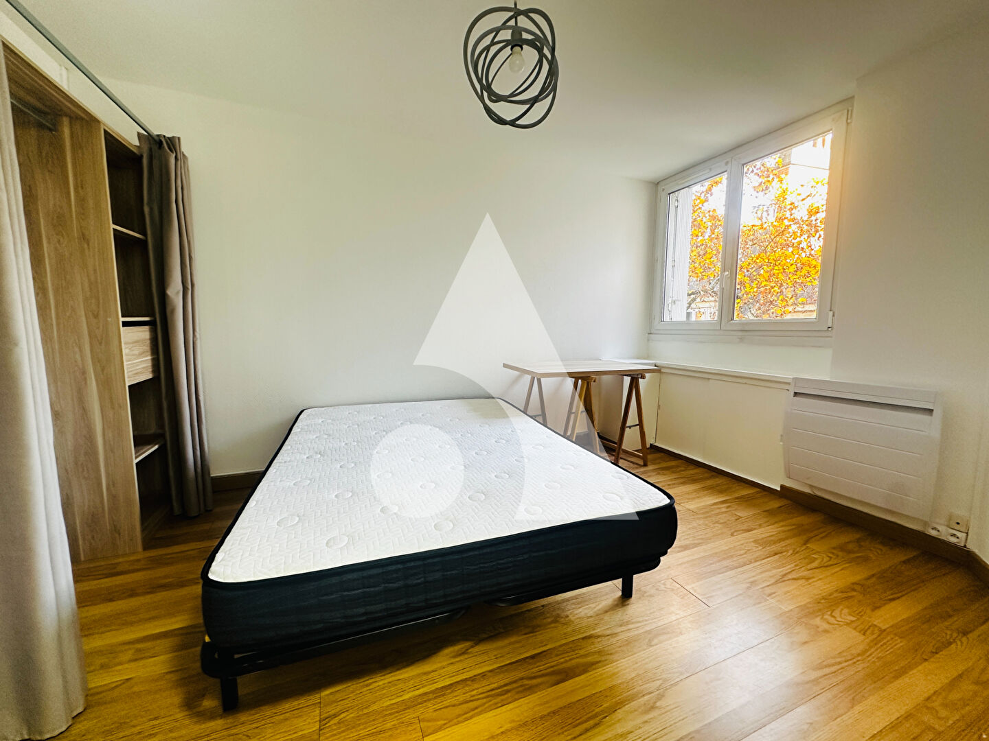 Photo NANTES - HYPERCENTRE // T3 MEUBLÉ (Colocation acceptée) image 5/6