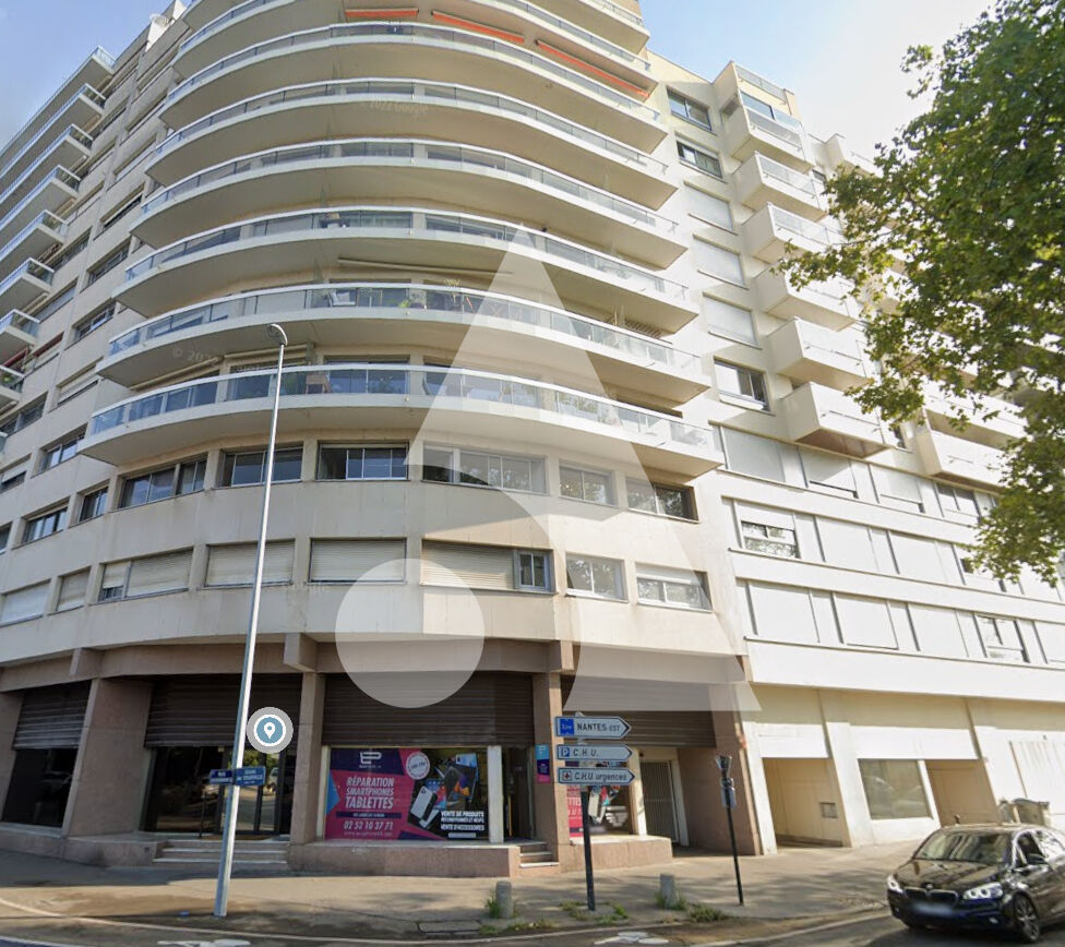 Appartement Nantes 3 pièce(s) 83.12 m2 + BALCON + PARKING + CAVE