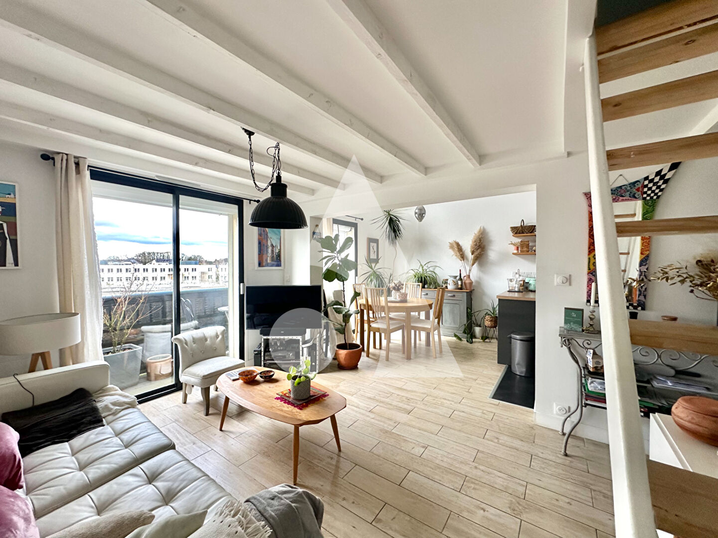 Appartement T2 bis 69 m² au sol (49 m² carrez) - Nantes Erdre - Balcon, parking et cave lOCATAIRE EN PLACE