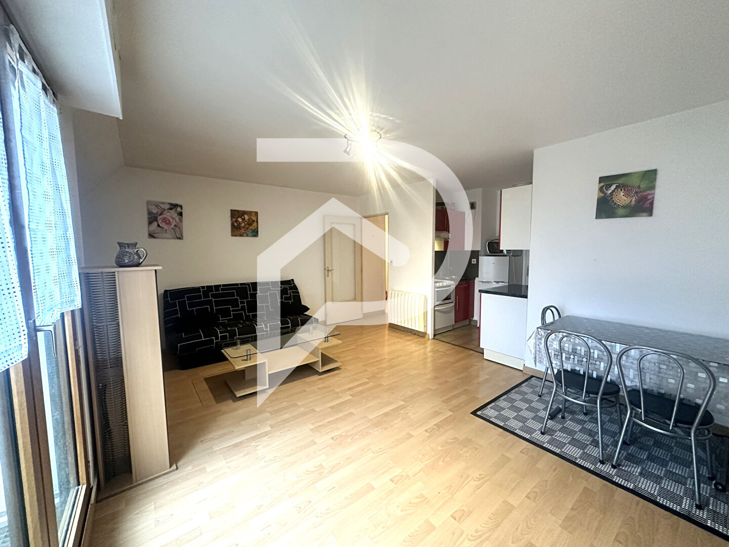 Photo NANTES - ST DONATIEN T1BIS Meublé avec balcon + emplacement de parking image 5/6