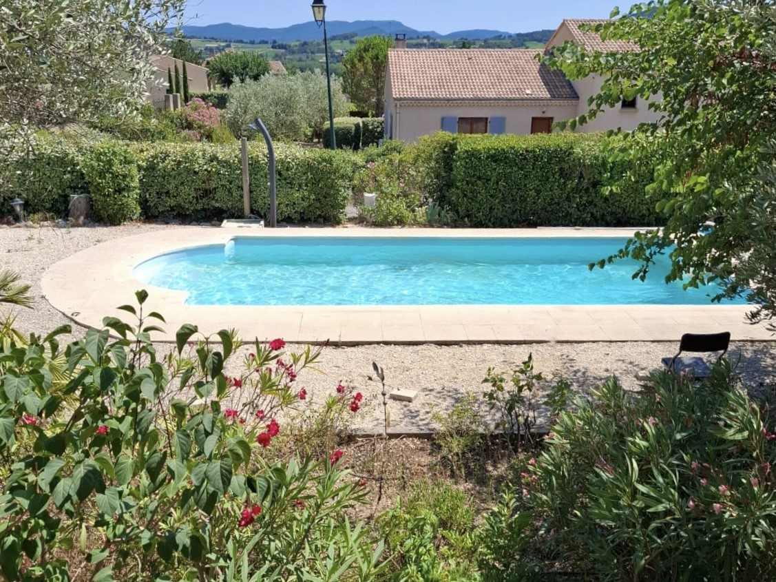 Maison Saint Maurice Sur Eygues - 6 pièces - 133 m² + hangar de 131 m²