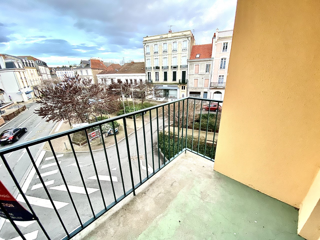 Agence immobilière de 
 Stéphane Plaza Immobilier Montlucon - Stéphane Plaza Immobilier Montluçon 
