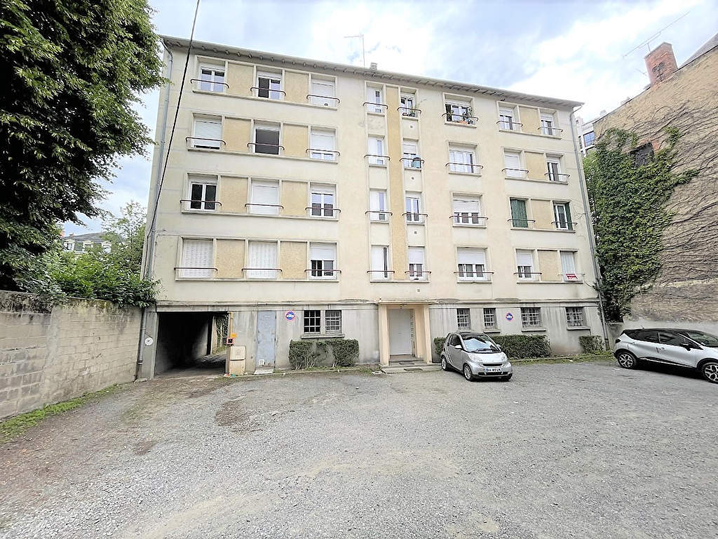 Agence immobilière de 
 Stéphane Plaza Immobilier Montlucon - Stéphane Plaza Immobilier Montluçon 
