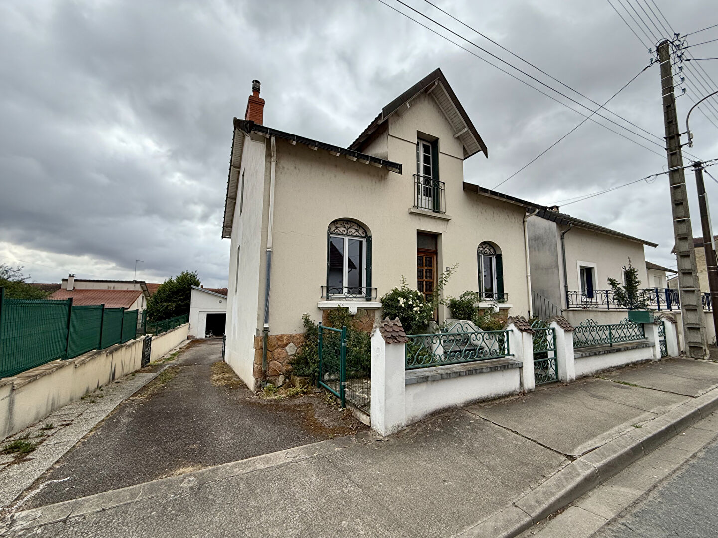 Agence immobilière de 
 Stéphane Plaza Immobilier Montlucon - Stéphane Plaza Immobilier Montluçon 
