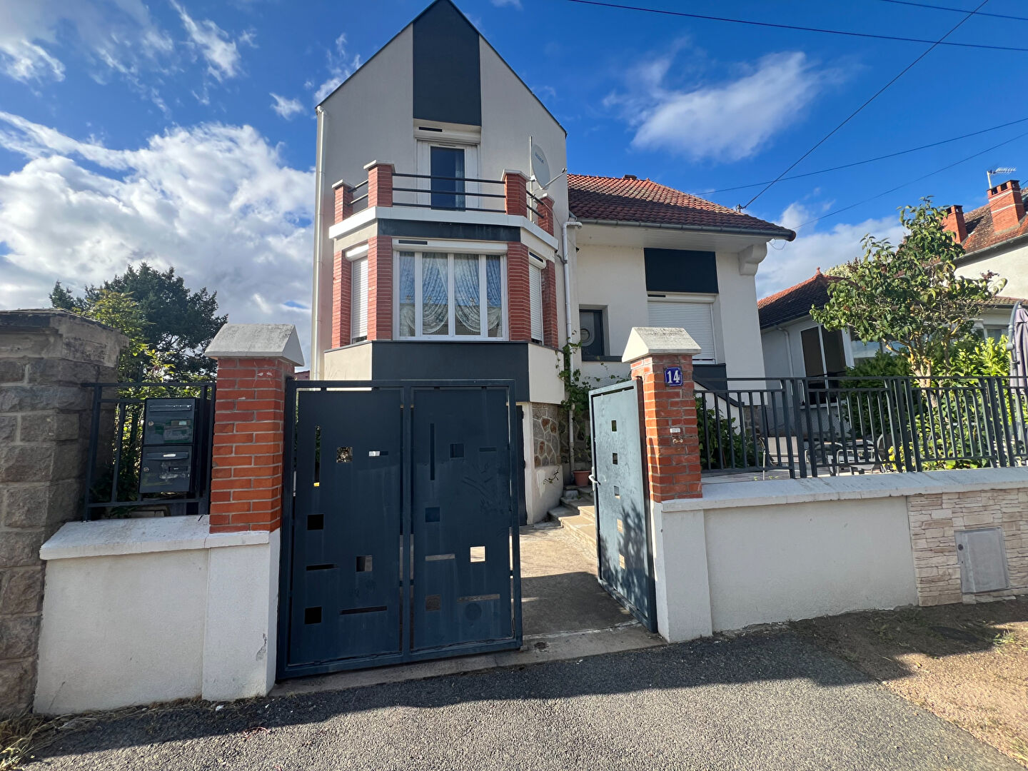 Agence immobilière de 
 Stéphane Plaza Immobilier Montlucon - Stéphane Plaza Immobilier Montluçon 
