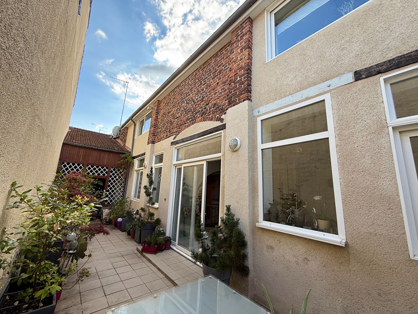 Agence immobilière de 
 Stéphane Plaza Immobilier Montlucon - Stéphane Plaza Immobilier Montluçon 
