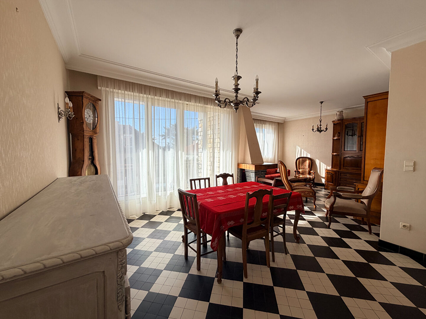 Agence immobilière de 
 Stéphane Plaza Immobilier Montlucon - Stéphane Plaza Immobilier Montluçon 
