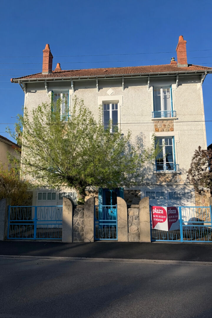 Agence immobilière de 
 Stéphane Plaza Immobilier Montlucon - Stéphane Plaza Immobilier Montluçon 
